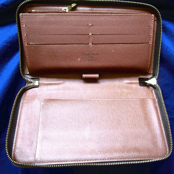 LOUIS VUITTON M42616 Monogram Canvas Zippy Wallet - Brown--GOOD CONDITION - Picture 5 of 10